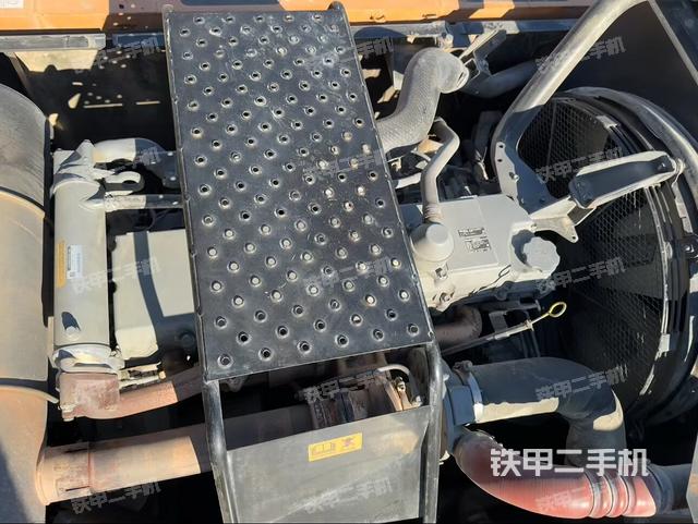 发动机整体俯视（整机外观）