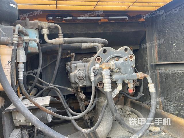 液压泵室（大件舱室）