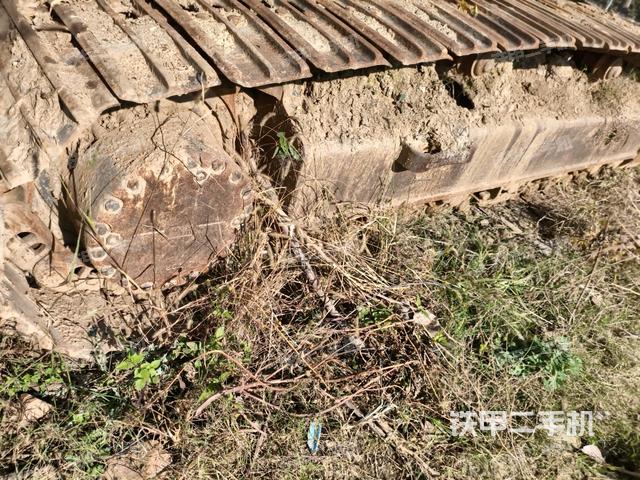 單側(cè)履帶整體（整機(jī)外觀）