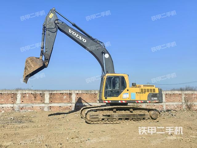 沃尔沃EC290CL清道夫挖掘机