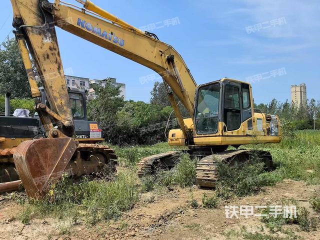 駕駛室整體（整機(jī)外觀）