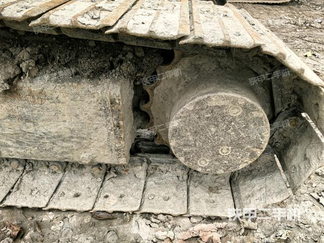 右驅(qū)動輪（行走機構）