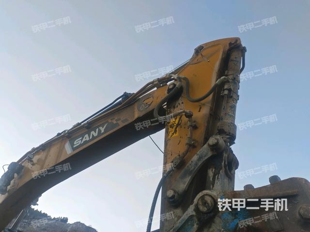 大臂整體?右側(cè)（工作和回轉(zhuǎn)裝置）