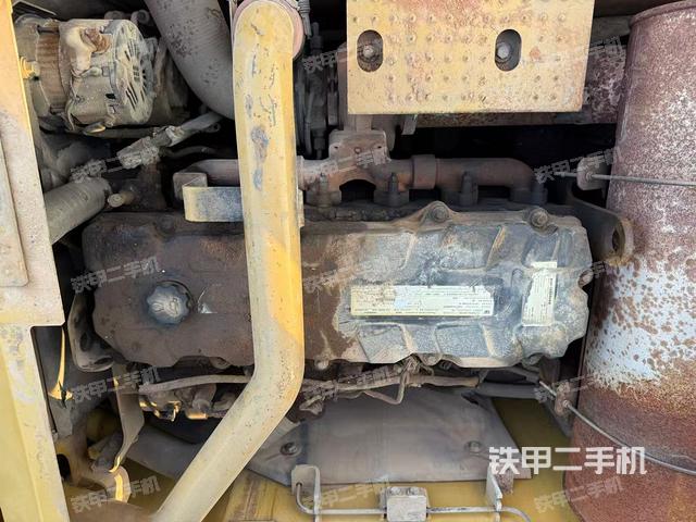 发动机整体俯视（整机外观）