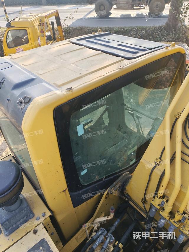 駕駛室頂部俯視（上車部件）