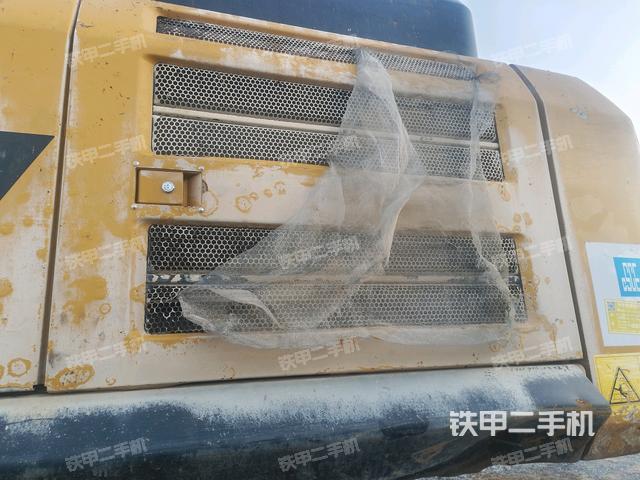 散熱器正面（大件艙室）