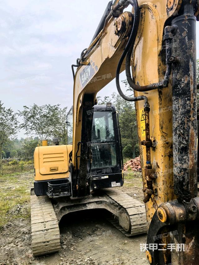 小臂整體右前（工作和回轉(zhuǎn)裝置）