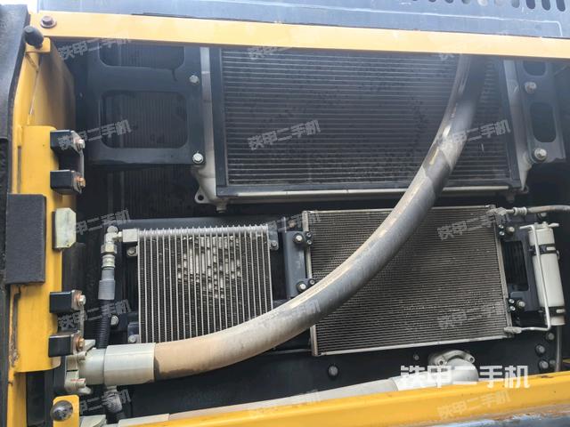 散熱器正面（大件艙室）