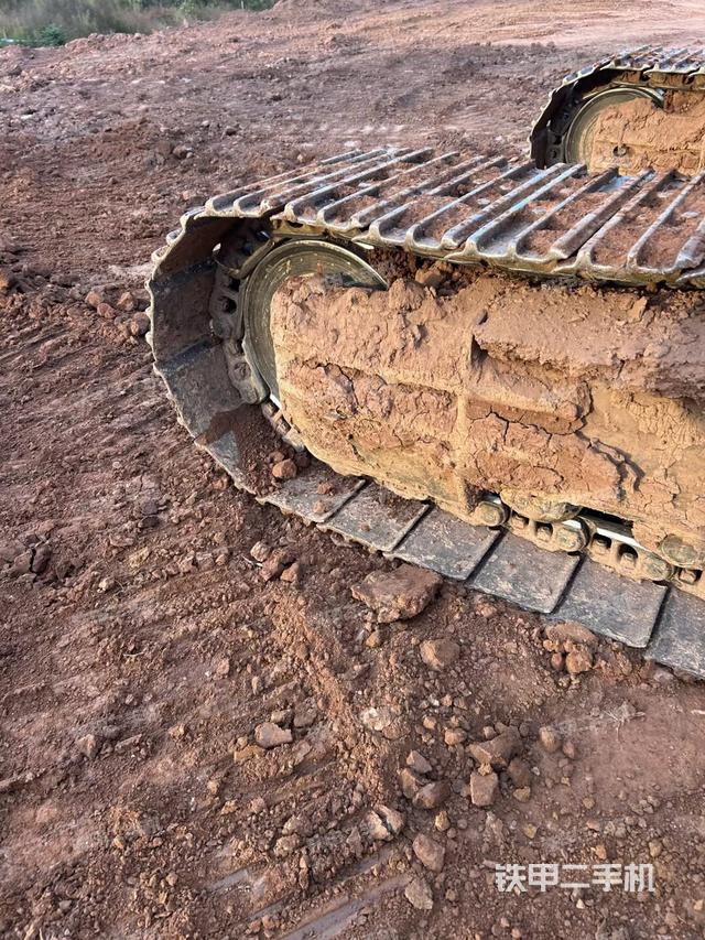 左驱动轮（行走机构）