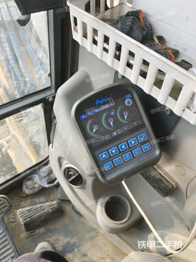 顯示屏?（駕駛室部分）