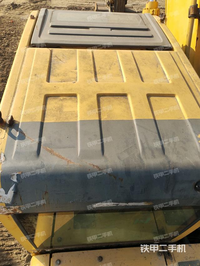 駕駛室頂部俯視（上車部件）