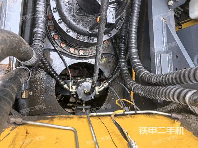 回轉(zhuǎn)馬達(dá)（上車部件）