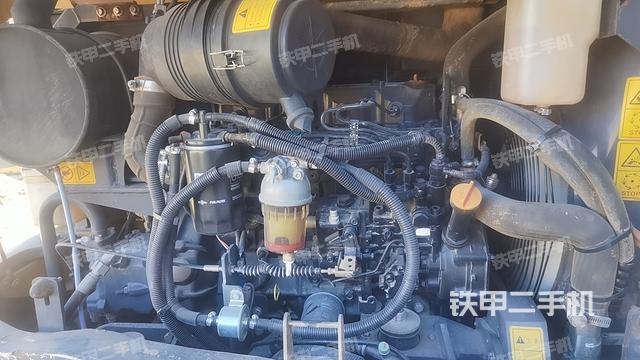 發(fā)動(dòng)機(jī)整體俯視（整機(jī)外觀）