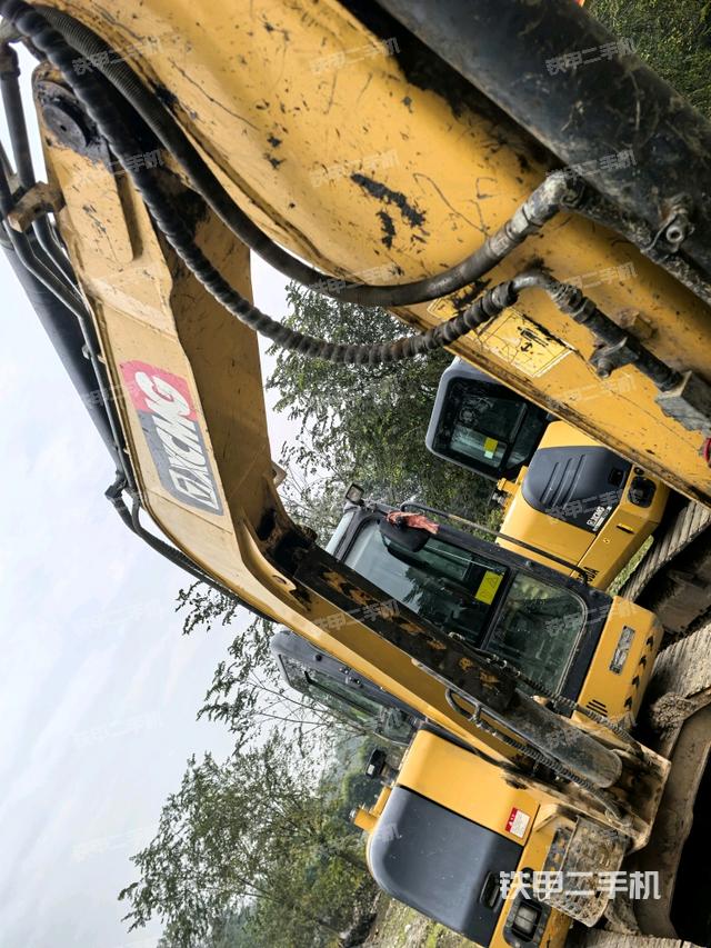 大臂整體?右側(cè)（工作和回轉(zhuǎn)裝置）