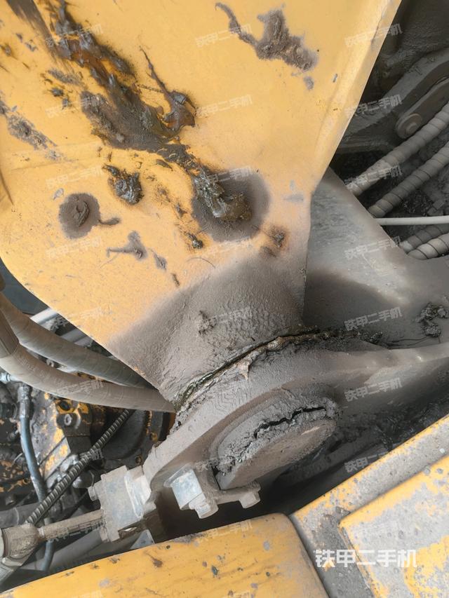 大臂根部 斜视（工作和回转装置）