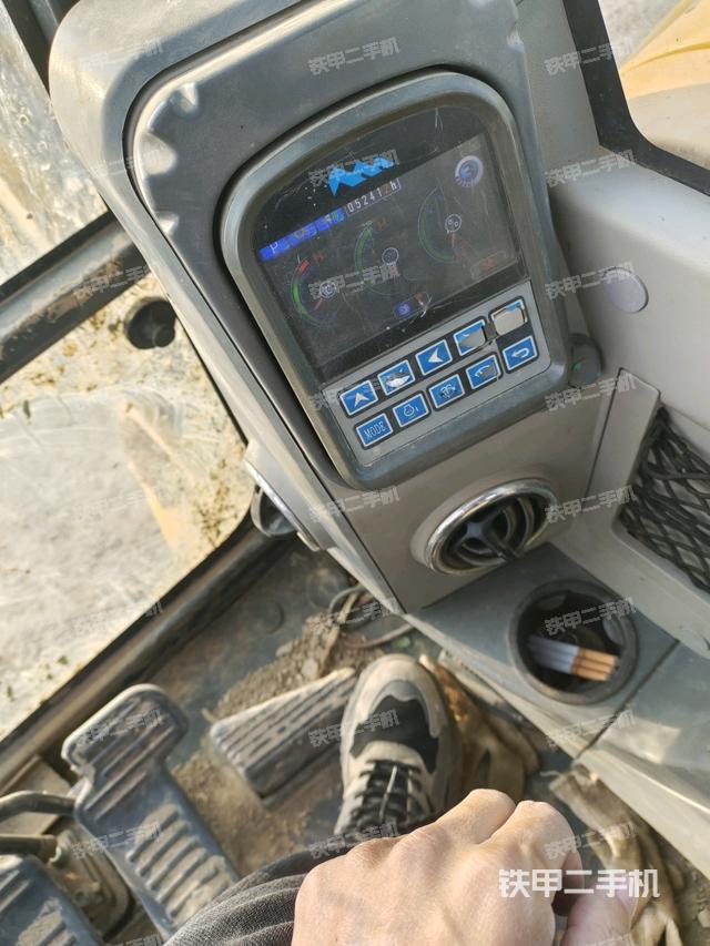 显示屏 （驾驶室部分）