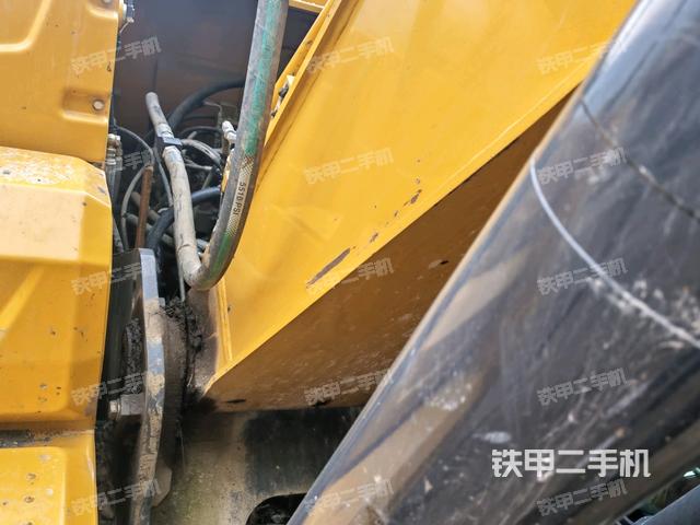 大臂根部 斜视（工作和回转装置）