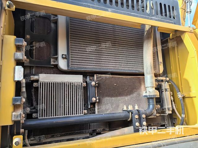 液压泵室（大件舱室）