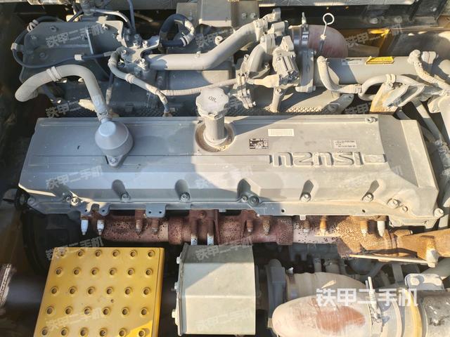 发动机室（上车部件）