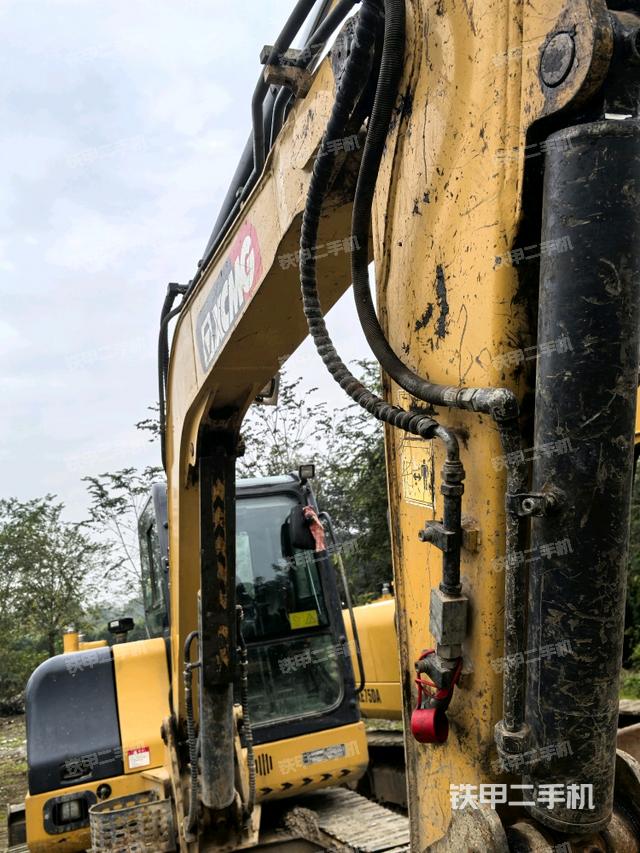 小臂整體左后（工作和回轉(zhuǎn)裝置）