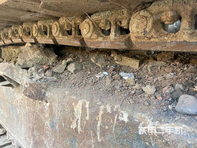 左侧履带整体 （行走机构）