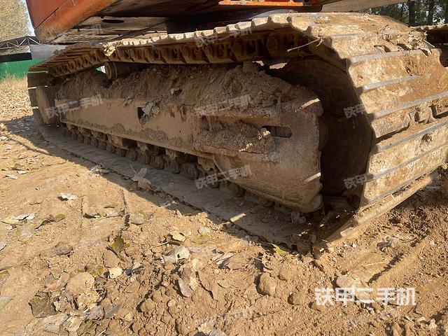 单侧履带整体（整机外观）