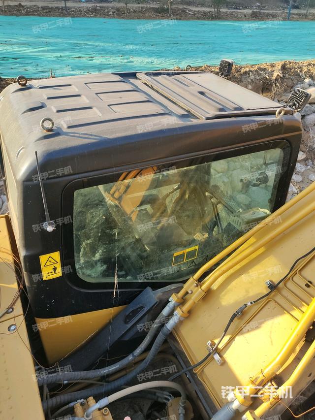 駕駛室頂部俯視（上車部件）