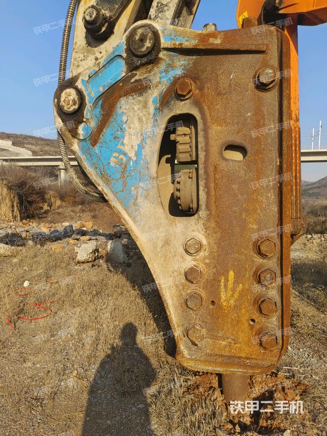 大臂整体 右侧（工作和回转装置）