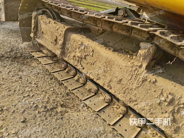 左導(dǎo)向輪（行走機(jī)構(gòu)）