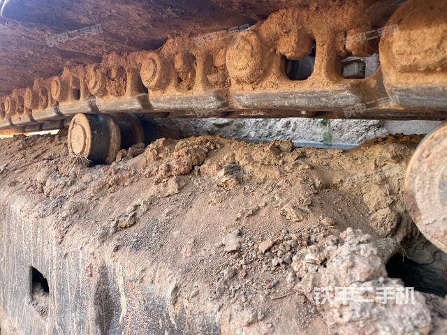 左侧履带整体 （行走机构）