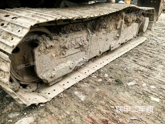 左側(cè)行走馬達(dá)蓋板（行走機(jī)構(gòu)）