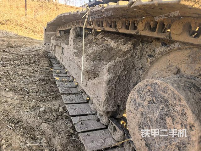 单侧履带整体（整机外观）