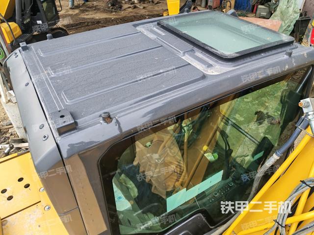 驾驶室顶部俯视（上车部件）