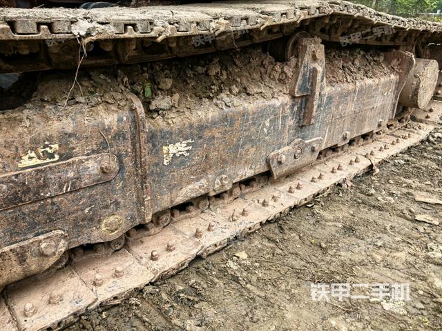 左導(dǎo)向輪（行走機(jī)構(gòu)）