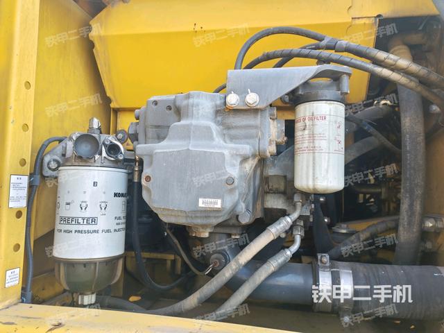 液壓泵斜45?左（大件艙室）