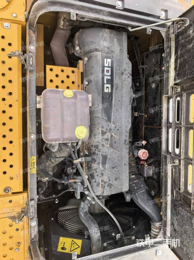 发动机整体俯视（整机外观）