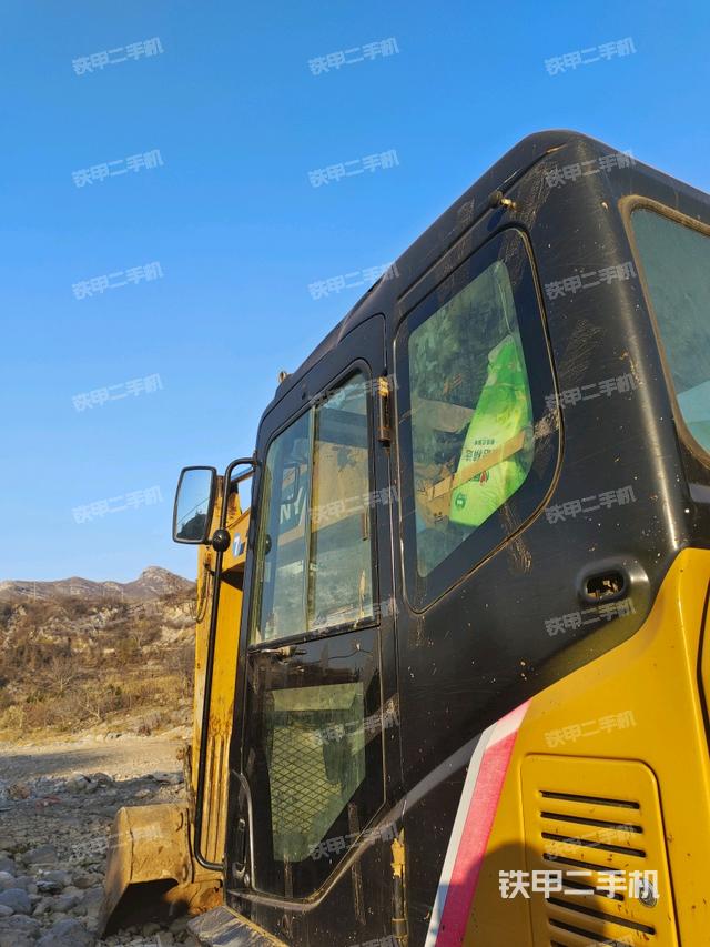 駕駛室左后45度（駕駛室部分）