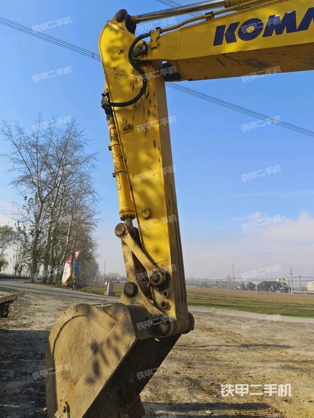 小臂整體左后（工作和回轉(zhuǎn)裝置）