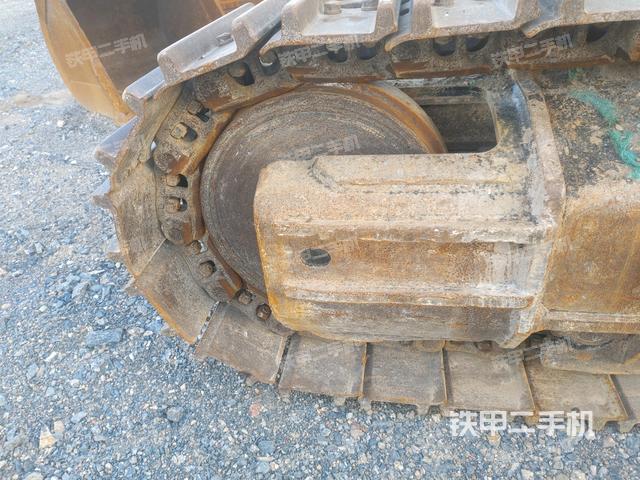 左導(dǎo)向輪（行走機(jī)構(gòu)）