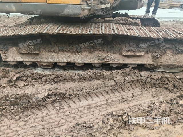 右侧履带整体（行走机构）