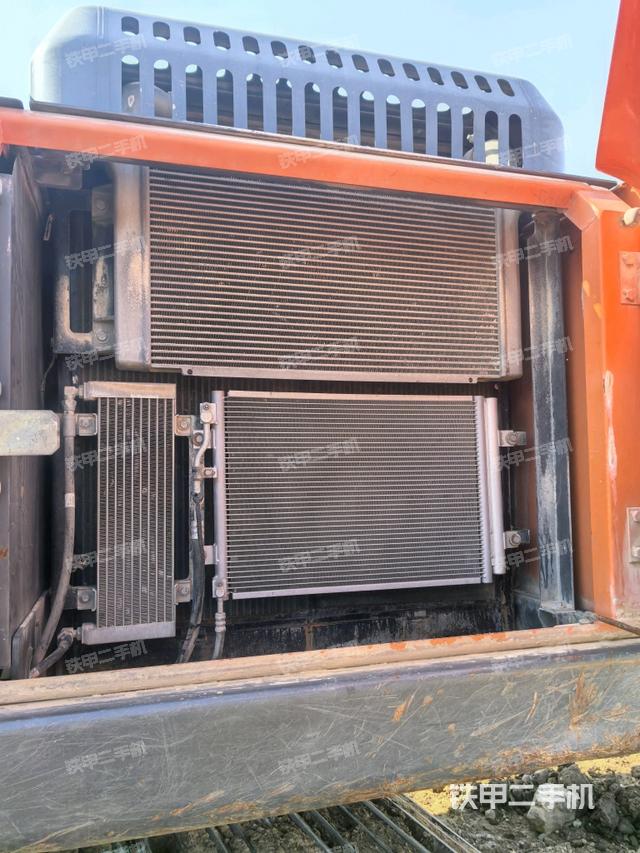 散热器正面（大件舱室）