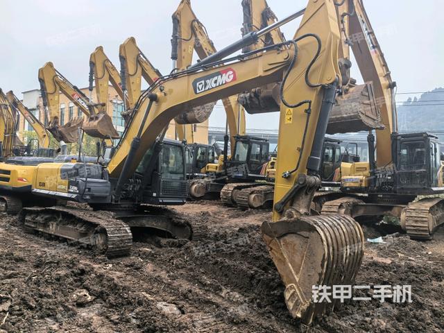 徐工XE245DK挖掘機