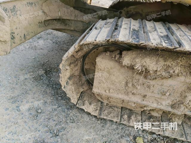 右驱动轮（行走机构）