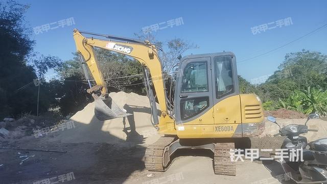 徐工XE60CB挖掘機(jī)