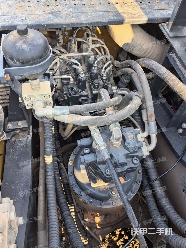 驾驶室顶部俯视（上车部件）