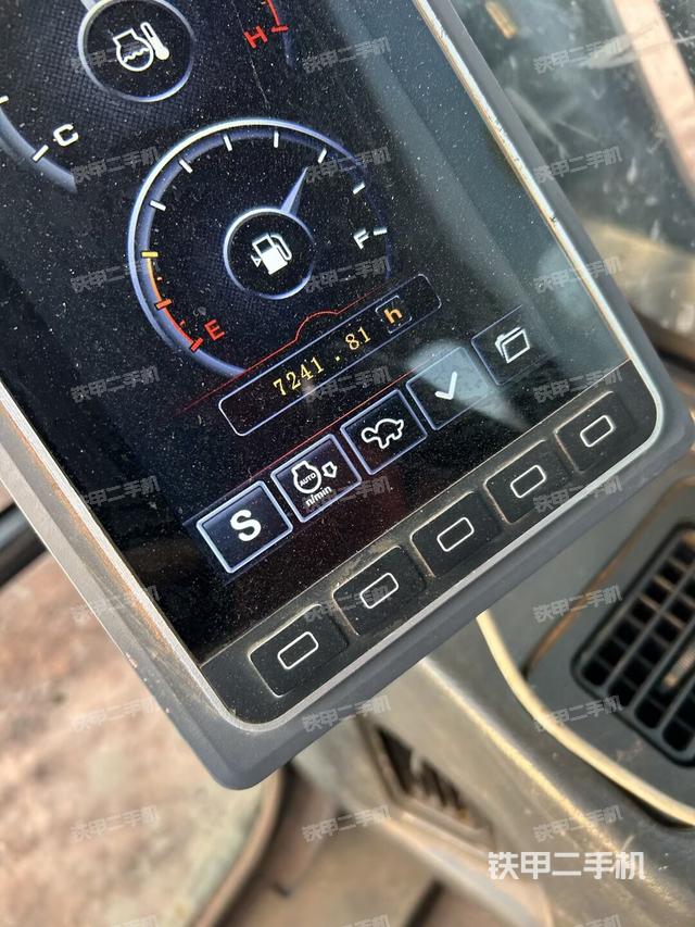 显示屏 （驾驶室部分）