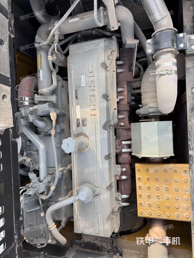 发动机整体俯视（整机外观）