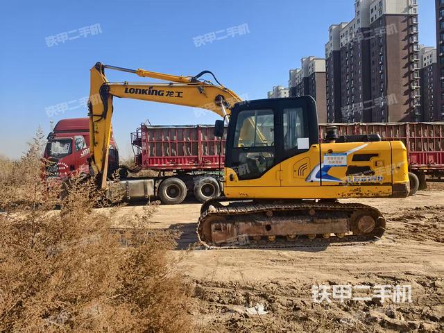 龙工LG6150挖掘机