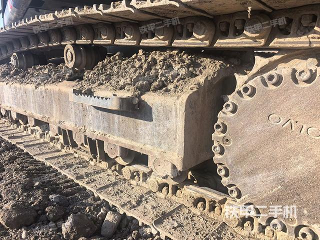 单侧履带整体（整机外观）