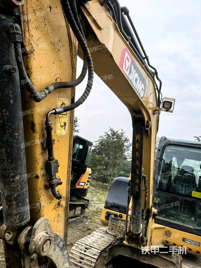 小臂整體右前（工作和回轉(zhuǎn)裝置）